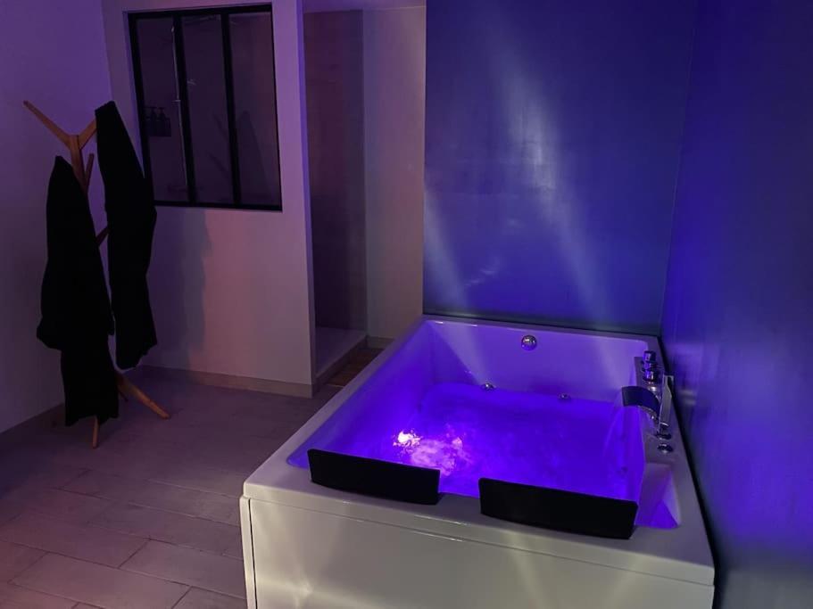 Detente Et Spa Pour Se Ressourcer Bullion Ngoại thất bức ảnh